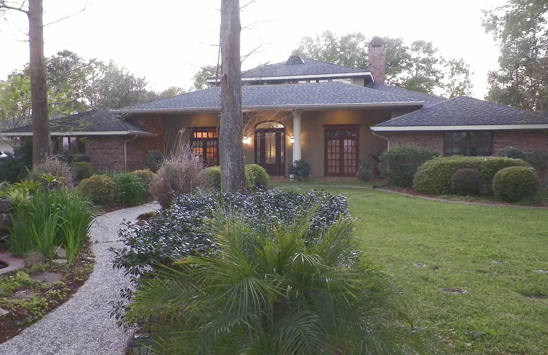 Louisiana Cajun Mansion-1